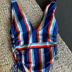 Cupshe Striped One Piece Swimsuit